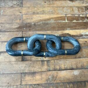 Three-Link Chain Sculpture Gray Marble With Gold Stripes Decor